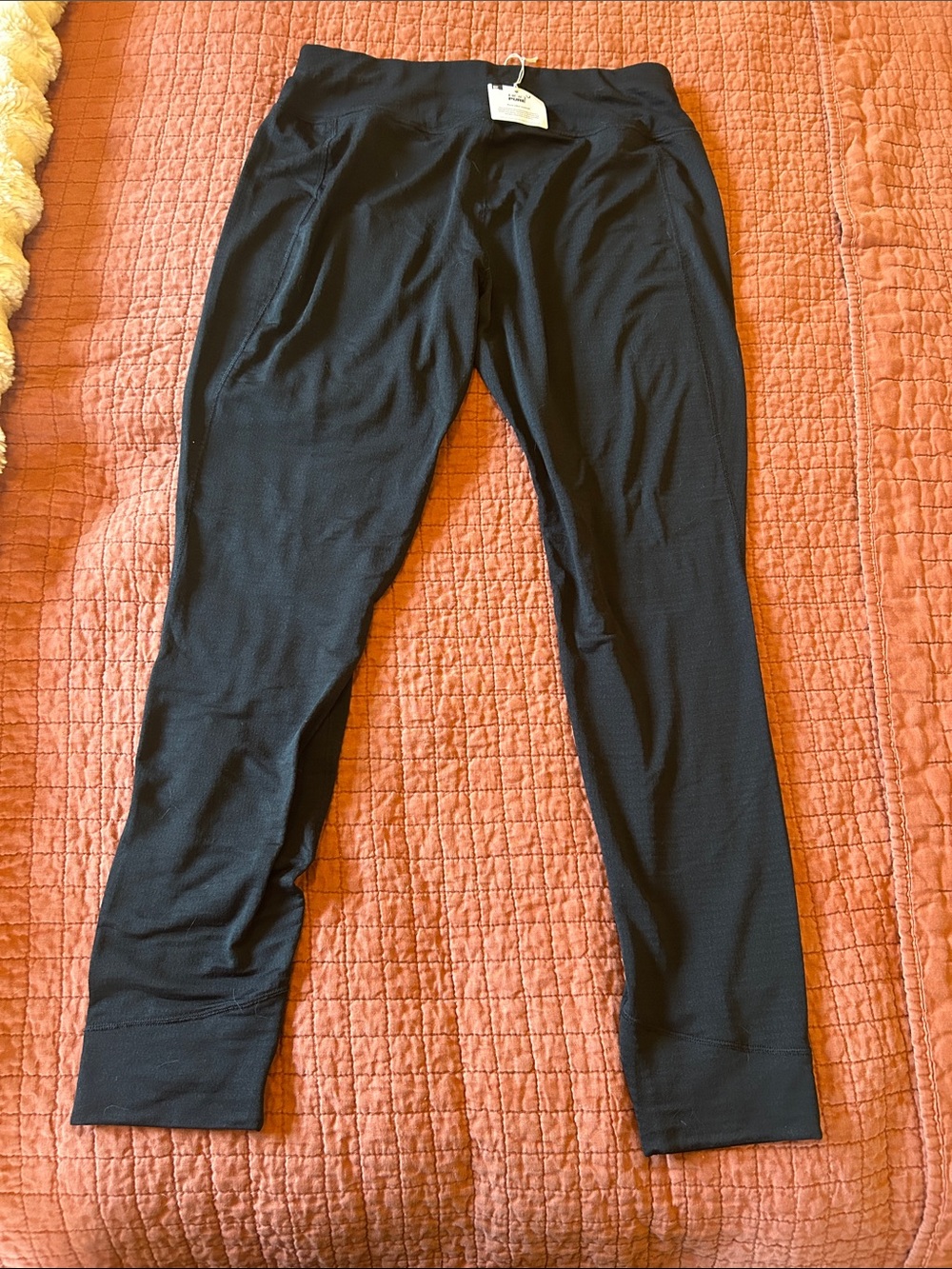 Patagonia Women’s Capillene Thermal Weight Bottoms - Picture 2 of 2